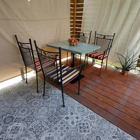 شقة Cats & Blues *